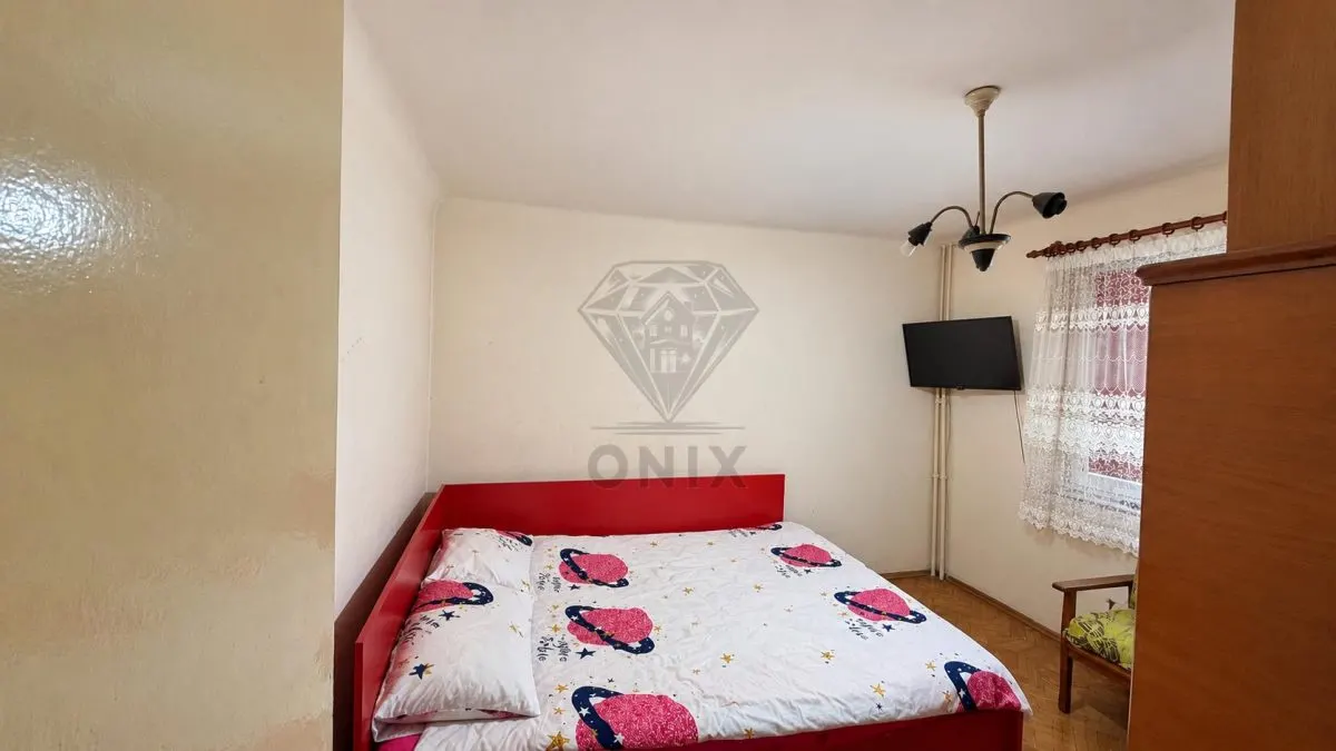 Apartament 3 camere,decomandat et 2 Ploiesti Vest - foto 3