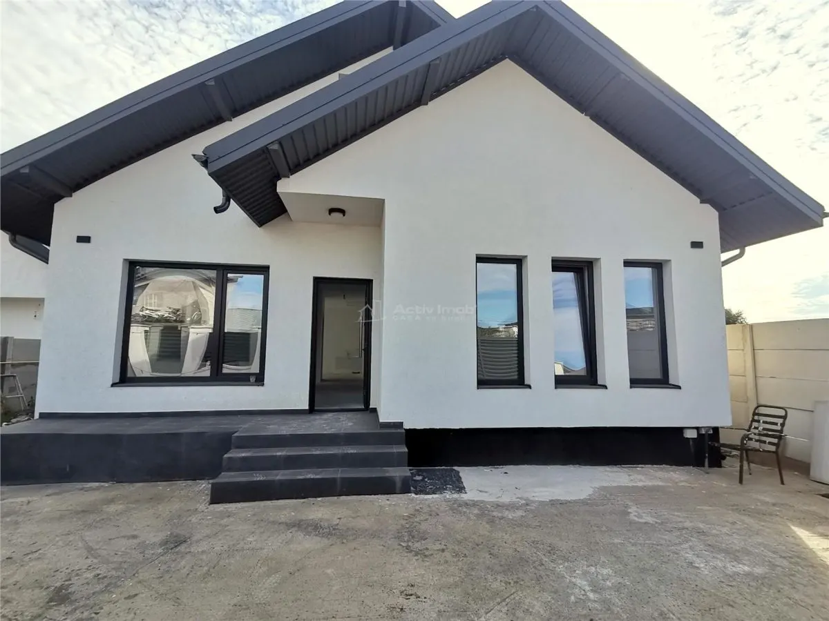 House / villa for sale 98 sqm in Pantelimon, Comuna Pantelimon area - foto 2