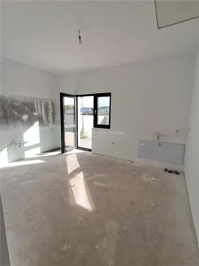 House / villa for sale 98 sqm in Pantelimon, Comuna Pantelimon area - foto 14