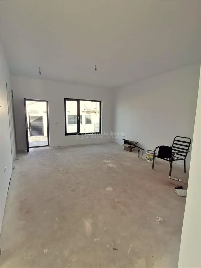 House / villa for sale 98 sqm in Pantelimon, Comuna Pantelimon area - foto 9