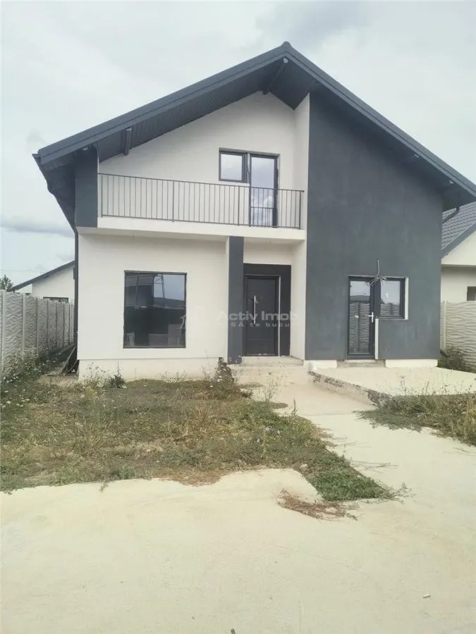 House / villa for sale 82 sqm in Pantelimon, Comuna Pantelimon area - foto 2