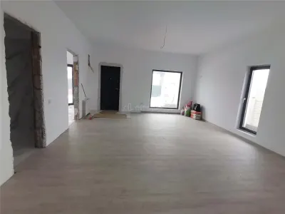 House / villa for sale 82 sqm in Pantelimon, Comuna Pantelimon area - foto 5