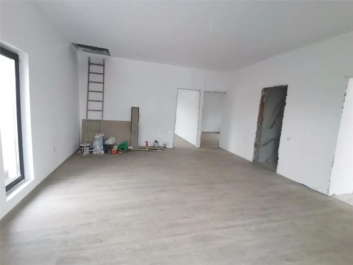 House / villa for sale 82 sqm in Pantelimon, Comuna Pantelimon area - foto 6