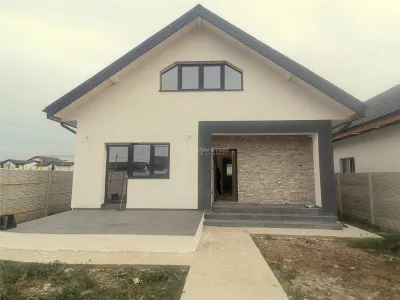 House / villa for sale 125 sqm in Pantelimon, Comuna Pantelimon area - Pantelimon