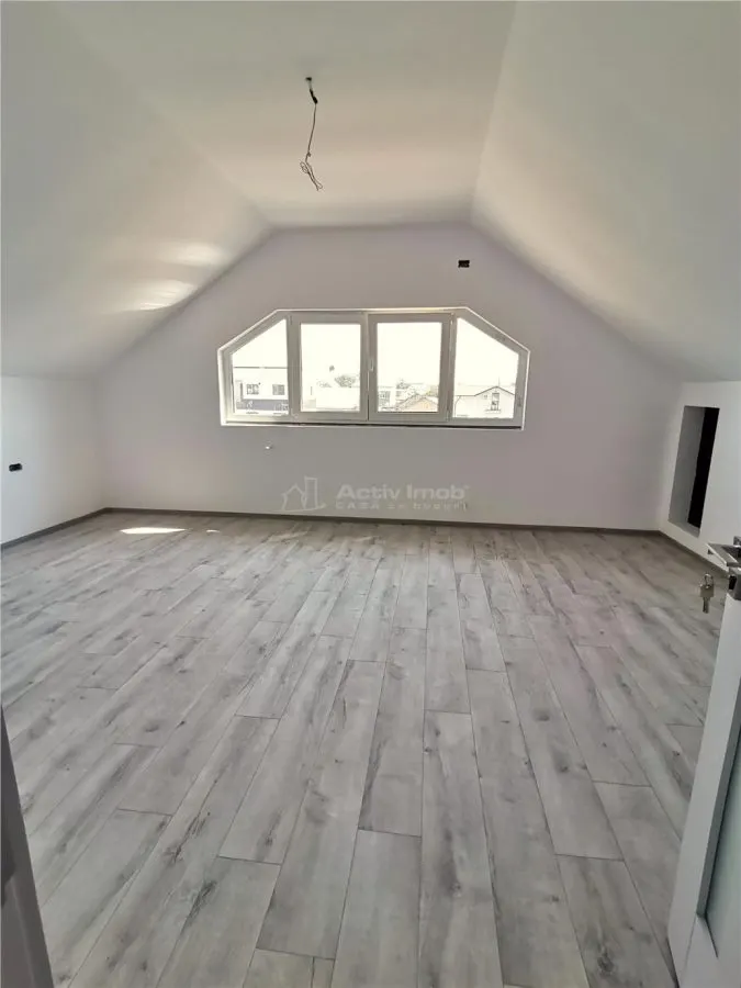 House / villa for sale 125 sqm in Pantelimon, Comuna Pantelimon area - foto 13