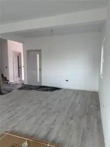 House / villa for sale 125 sqm in Pantelimon, Comuna Pantelimon area - foto 8