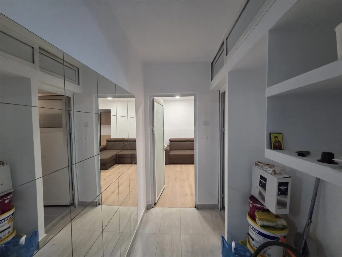 Apartament 2 camere renovat, etaj 1 – Micro 6, Târgoviște - foto 1