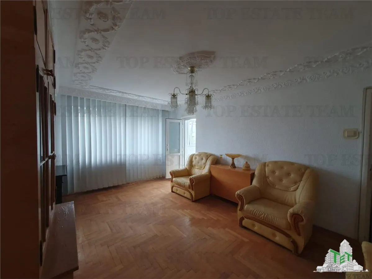 Duplex 5 camere cu intrari separate la mare Mangalia Saturn - foto 2