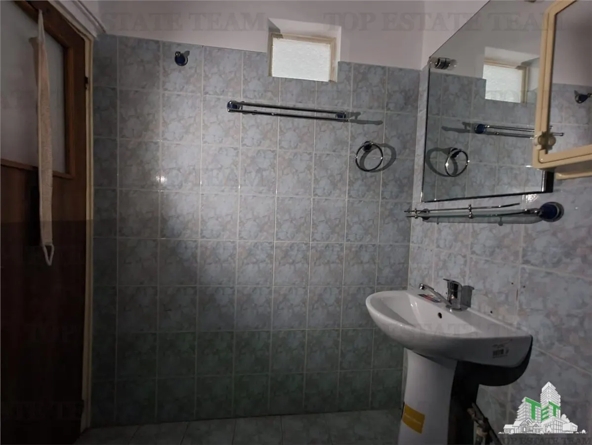 Duplex 5 camere cu intrari separate la mare Mangalia Saturn - foto 14