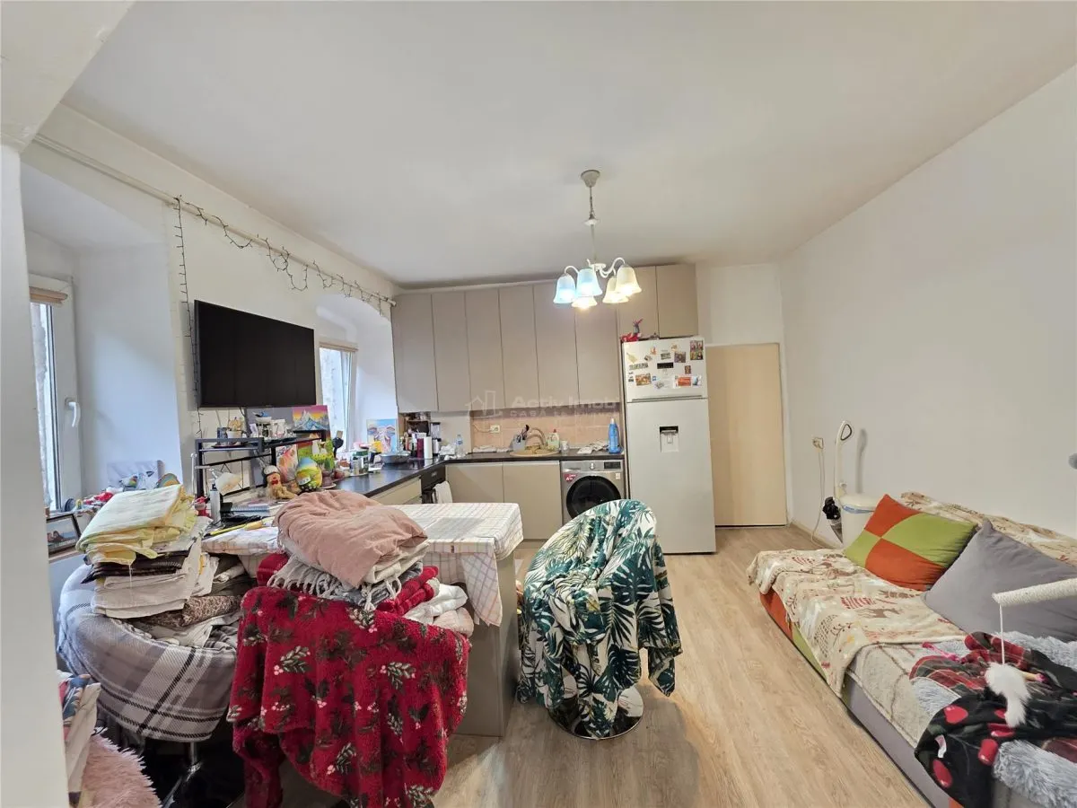 2 camere semidecomandat - Piata Sfatului - Centrul Istoric - foto 7