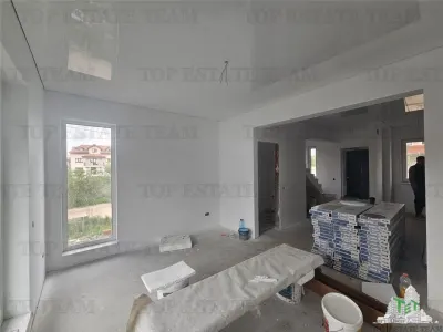 House / villa for sale 100 sqm in Bucuresti, Prelungirea Ghencea area - foto 2