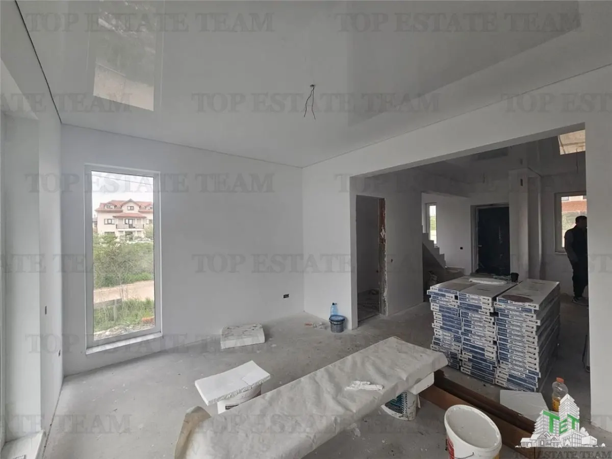 House / villa for sale 100 sqm in Bucuresti, Prelungirea Ghencea area - foto 2