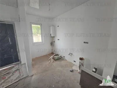 House / villa for sale 100 sqm in Bucuresti, Prelungirea Ghencea area - foto 17