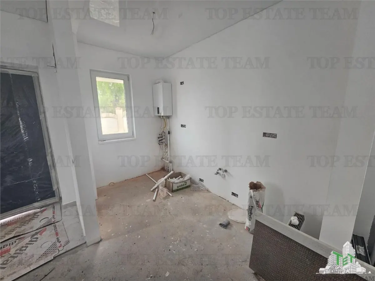 House / villa for sale 100 sqm in Bucuresti, Prelungirea Ghencea area - foto 4