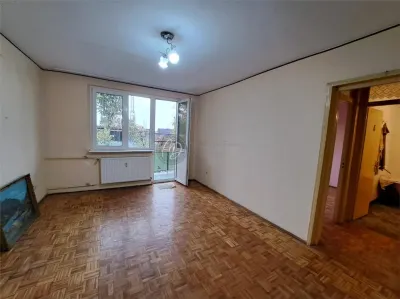 MDI apartament la et.2 zona Garii cu beci - foto 3