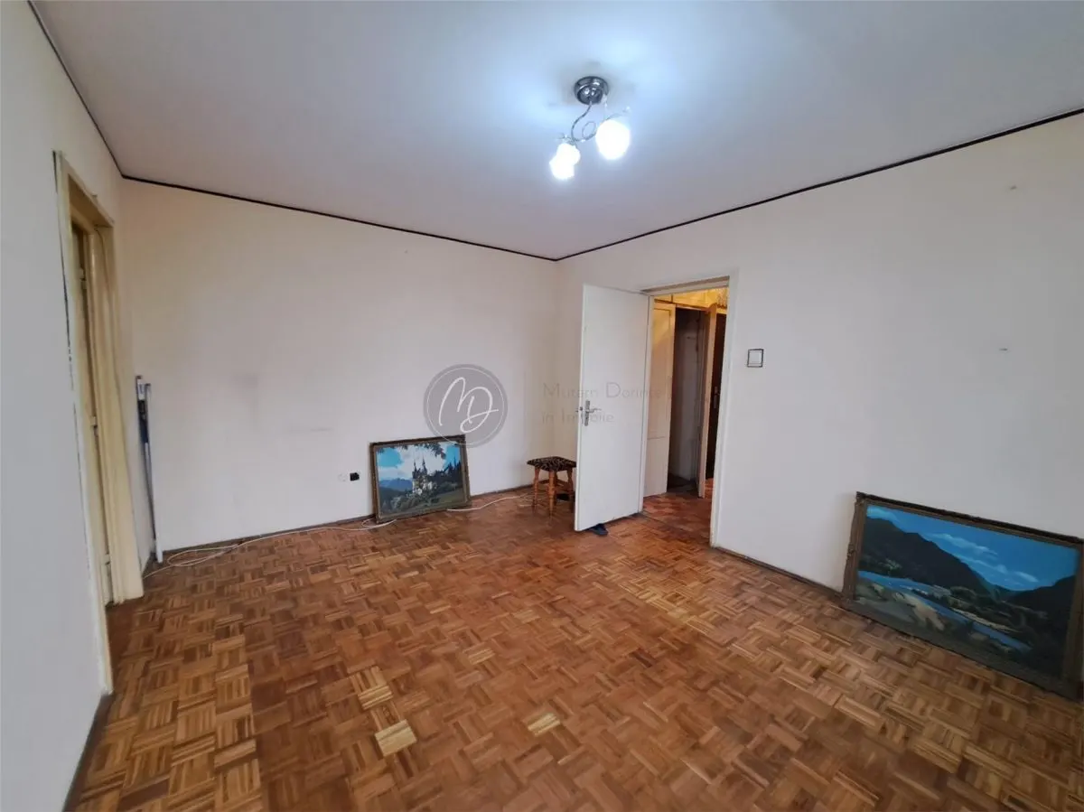MDI apartament la et.2 zona Garii cu beci - foto 4