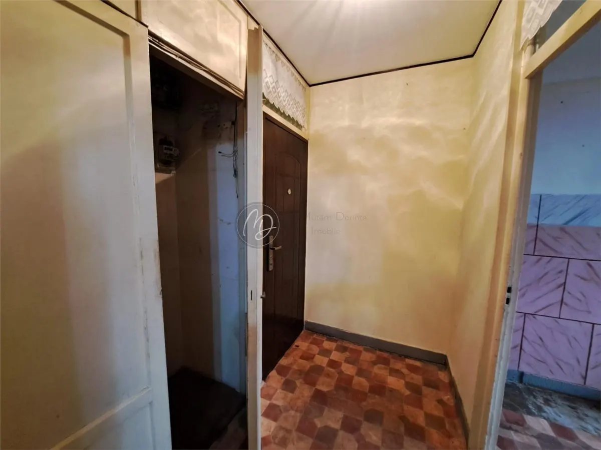 MDI apartament la et.2 zona Garii cu beci - foto 7