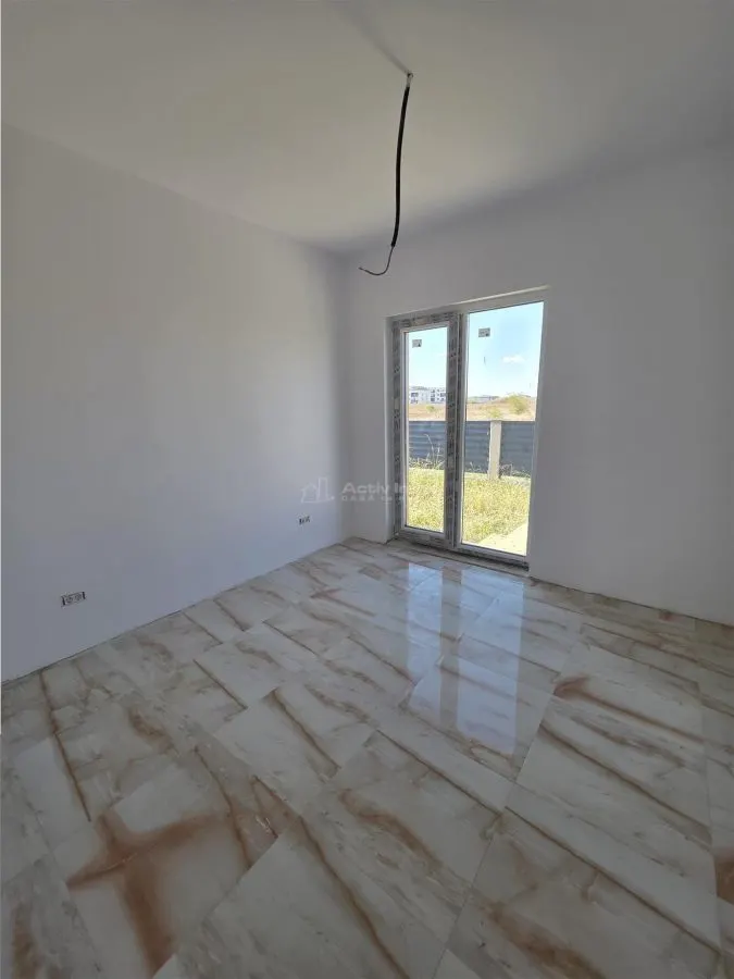 Casa individuala - Tunari - P + M - 5 camere - 2 bai - 165mp - 350mp teren - foto 7