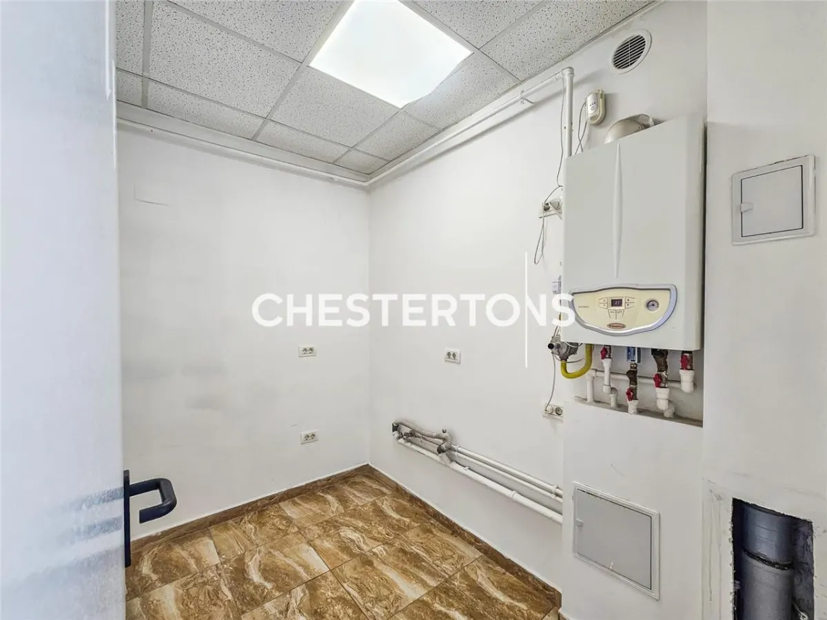 Spatiu Comercial - Tineretului, pretabil clinica infrumusetare, clinica veterinara, 2 intrari si parcare - foto 4