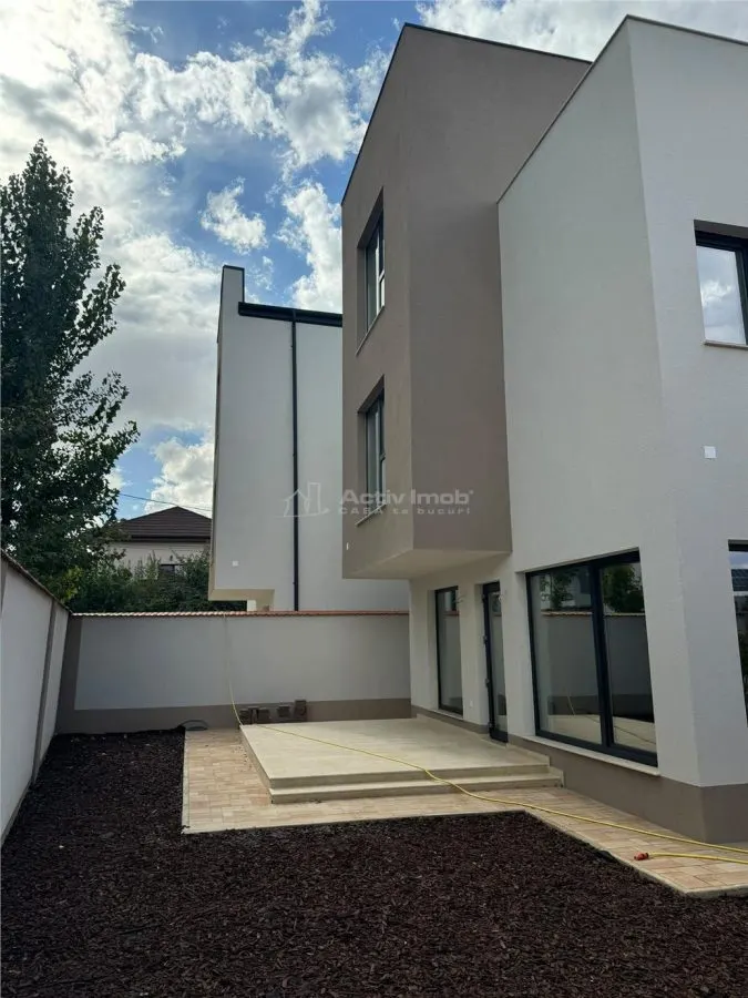 Vanzare Vila de lux 4 camere Bragadiru - foto 3