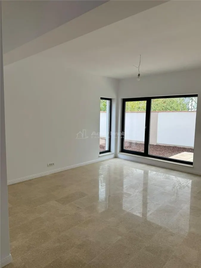 Vanzare Vila de lux 4 camere Bragadiru - foto 5