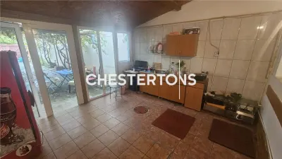 House / villa for sale 111 sqm in Bucuresti - foto 4
