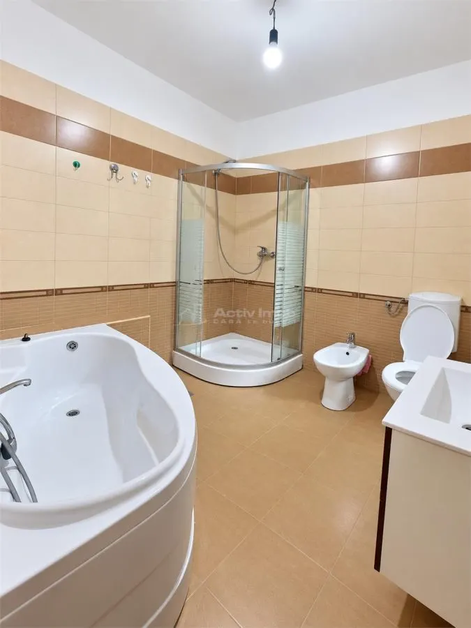 Apartament 3 camere 2 bai 100 mp 2 balcoane de inchiriat - foto 4