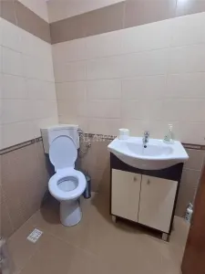 Apartament 3 camere 2 bai 100 mp 2 balcoane de inchiriat - foto 5