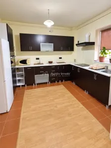 Apartament 3 camere 2 bai 100 mp 2 balcoane de inchiriat - foto 6