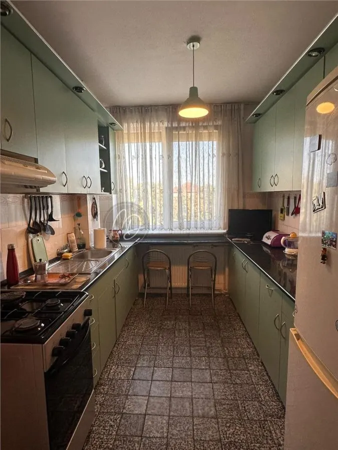 MDI apartament cu 4 camere D-dul Dacia - foto 5