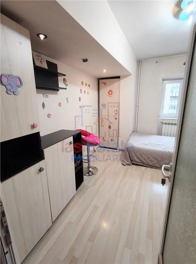Apartment with 3 bedrooms for sale 69 sqm in Iasi, Gara area - foto 9