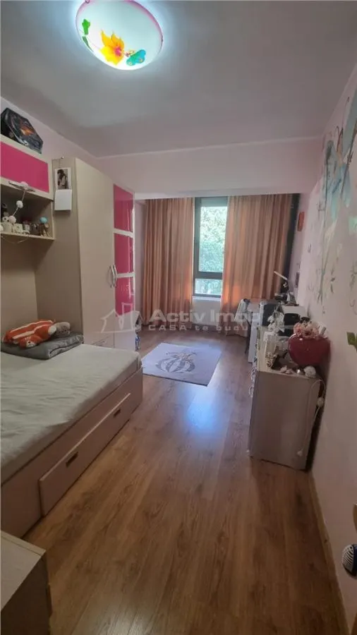 Apartament 4 camere 120mp util bloc Vega IC Frimu - foto 4