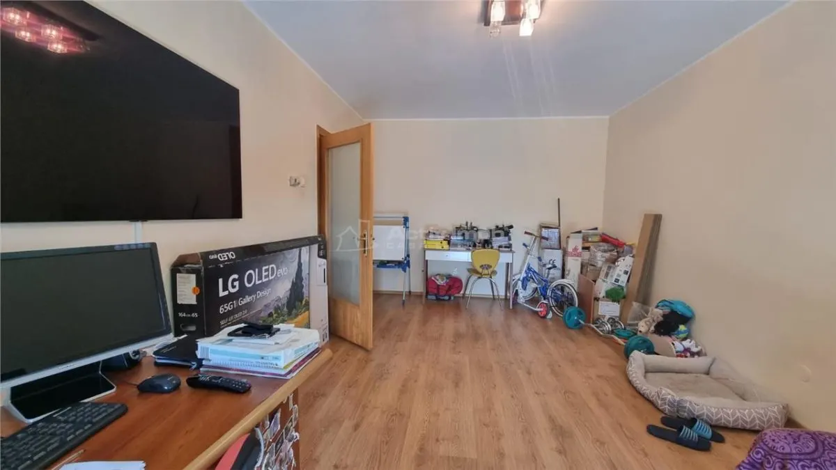 Apartament 4 camere 120mp util bloc Vega IC Frimu - foto 5