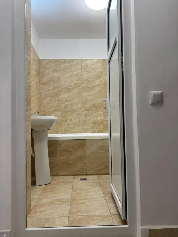 2 camere centrala proprie - Sebastian - foto 16