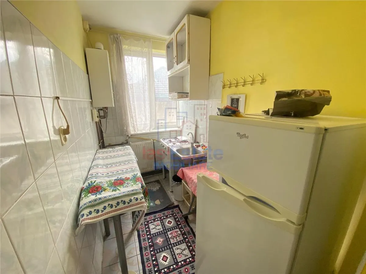 Pacurari - Petru Poni - 1 camera - 240 euro - foto 4