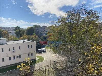 Apartment with 3 bedrooms for sale 57 sqm in Iasi, Nicolina area - foto 8