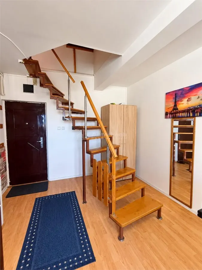 Apartament de vanzare la mansarda cu balcon Terezian - foto 6
