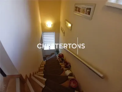 Casa cocheta tip duplex 3 camere, disponibila imediat, zona linistita Vidra - foto 5