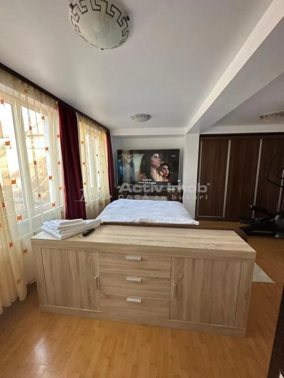 House / villa for sale 221 sqm in Brasov, Centrul Istoric area - foto 14