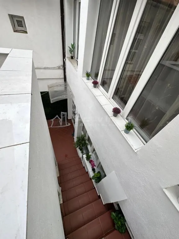 House / villa for sale 221 sqm in Brasov, Centrul Istoric area - foto 22